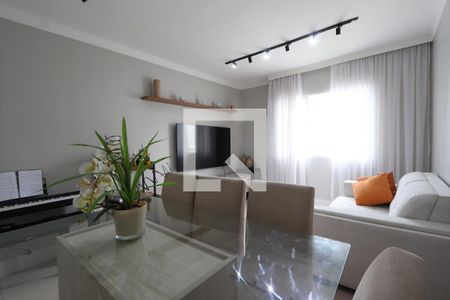 Sala de casa de condomínio à venda com 2 quartos, 115m² em Vila Alpina, São Paulo