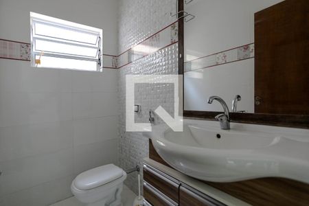 Lavabo de casa para alugar com 3 quartos, 206m² em Jardim Rubi, Mogi das Cruzes