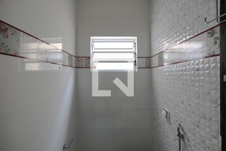 Lavabo de casa para alugar com 3 quartos, 206m² em Jardim Rubi, Mogi das Cruzes