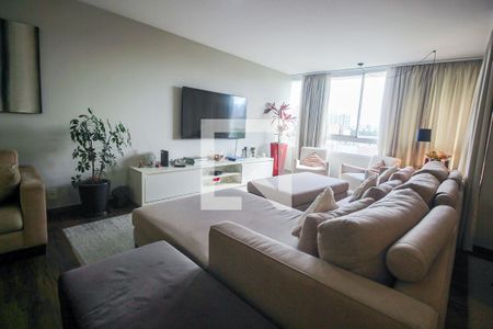 Sala de apartamento à venda com 3 quartos, 148m² em Paraíso do Morumbi, São Paulo