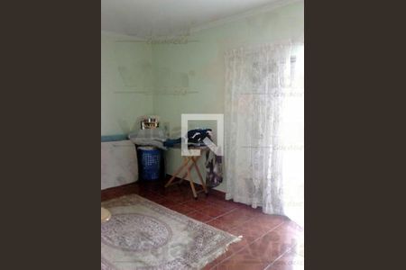 Casa à venda com 3 quartos, 216m² em Km 18, Osasco