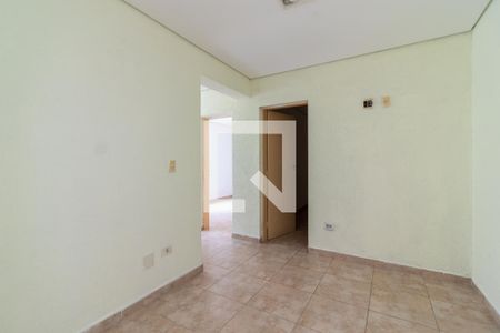 Sala de casa para alugar com 2 quartos, 65m² em Vila Romero, São Paulo