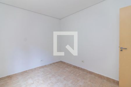 Quarto 1 de casa para alugar com 2 quartos, 65m² em Vila Romero, São Paulo