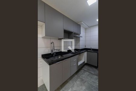 Sala/Cozinha/Área de Serviço  de apartamento para alugar com 2 quartos, 37m² em São Miguel, São Paulo