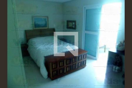 Casa à venda com 3 quartos, 130m² em Quitaúna, Osasco