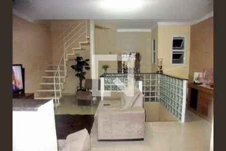 Casa à venda com 3 quartos, 135m² em Padroeira, Osasco