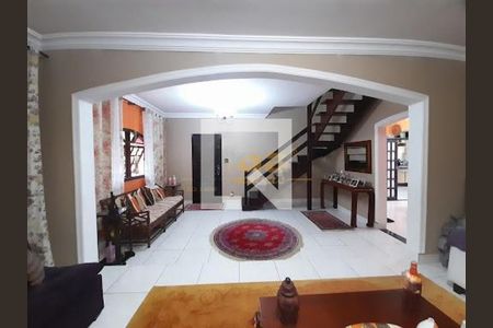Casa à venda com 4 quartos, 300m² em Jaguaribe, Osasco