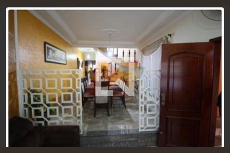 Casa à venda com 4 quartos, 180m² em Jardim das Flores, Osasco