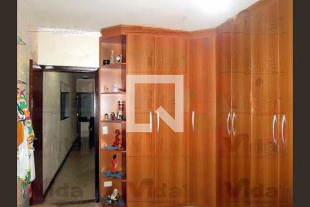 Casa à venda com 3 quartos, 155m² em Km 18, Osasco