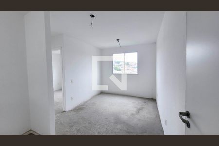 Apartamento para alugar com 2 quartos, 39m² em Jardim das Oliveiras, Itaquaquecetuba
