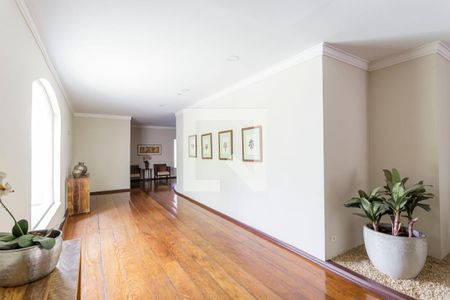 Hall social de apartamento à venda com 2 quartos, 87m² em Vila Nova Conceição, São Paulo