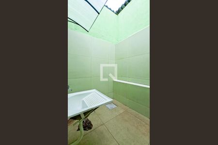 Área de Serviço de casa para alugar com 2 quartos, 70m² em Vera Cruz, Belo Horizonte