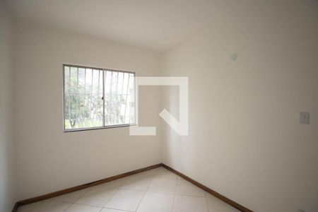 Quarto 2 de apartamento para alugar com 2 quartos, 70m² em Colubandê, São Gonçalo