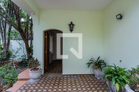 Hall de entrada de casa à venda com 3 quartos, 150m² em Vila Bonilha, São Paulo
