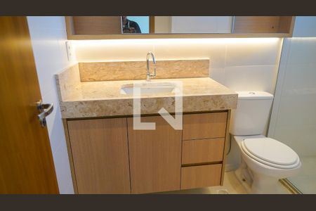 Banheiro do Quarto 1 de apartamento para alugar com 2 quartos, 70m² em Setor Bueno, Goiânia