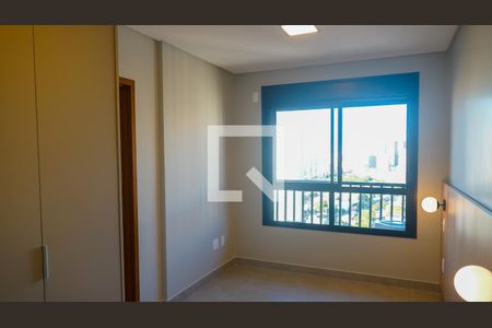 Quarto 1 de apartamento para alugar com 2 quartos, 70m² em Setor Bueno, Goiânia