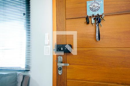 Fechadura eletrônica de apartamento para alugar com 2 quartos, 40m² em Vila Aricanduva, São Paulo