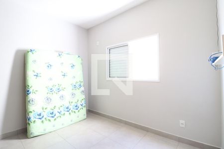 Quarto 1 de apartamento para alugar com 2 quartos, 78m² em Novo Mundo, Uberlândia