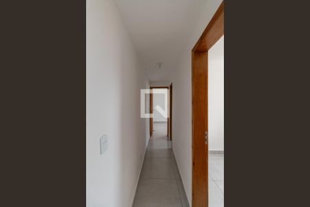 Corredor de apartamento para alugar com 2 quartos, 40m² em Vila Ré, São Paulo