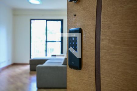 Fechadura Eletrônica de apartamento à venda com 3 quartos, 70m² em Jardim Monte Kemel, São Paulo