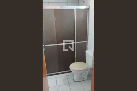 Banheiro de apartamento para alugar com 2 quartos, 49m² em Rio Branco, Canoas
