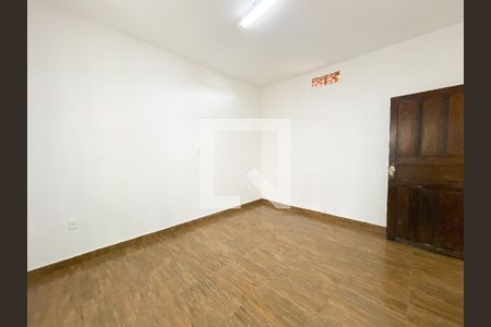 Casa para alugar com 1 quarto, 45m² em Califórnia, Belo Horizonte