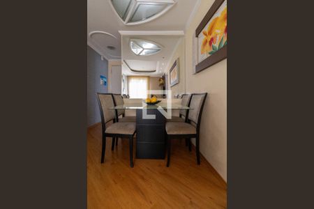 Sala de apartamento à venda com 2 quartos, 53m² em Vila Carmosina, São Paulo