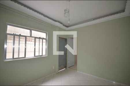 Sala de casa para alugar com 2 quartos, 70m² em Vaz Lobo, Rio de Janeiro