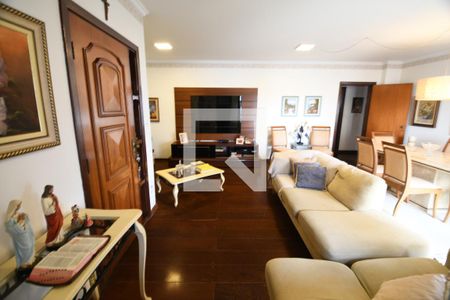 Sala de apartamento à venda com 3 quartos, 221m² em Cambuí, Campinas