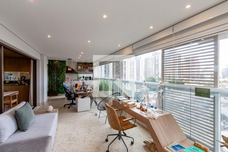 Varanda de apartamento à venda com 3 quartos, 178m² em Jardim das Acacias, São Paulo