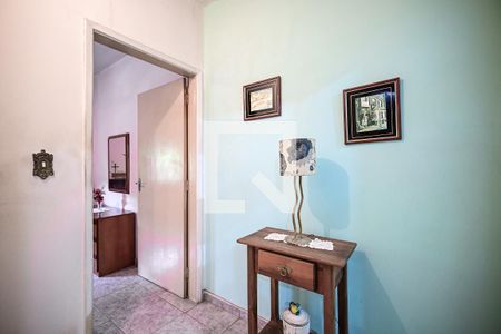 Corredor de casa à venda com 2 quartos, 100m² em Chácara Agrindus, Taboão da Serra