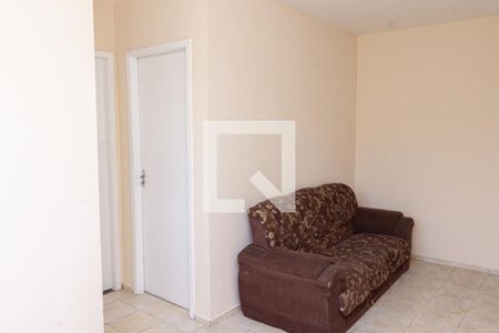 Sala de apartamento para alugar com 2 quartos, 52m² em Cosmos, Rio de Janeiro