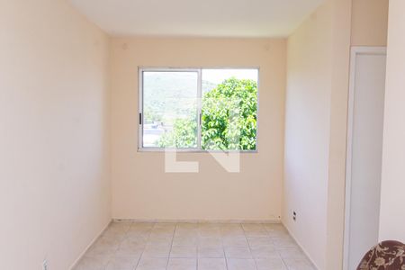 Sala de apartamento para alugar com 2 quartos, 52m² em Cosmos, Rio de Janeiro