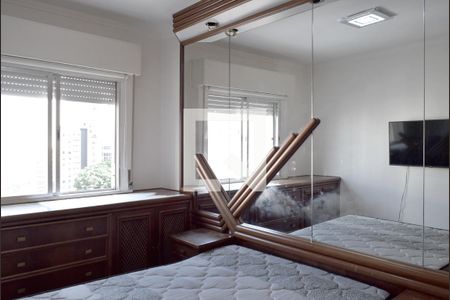 Quarto de apartamento à venda com 2 quartos, 103m² em Pinheiros, São Paulo