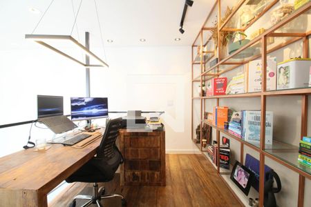 Sala/Mezanino  de apartamento à venda com 2 quartos, 150m² em Vila Andrade, São Paulo