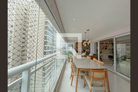 Varanda de apartamento à venda com 3 quartos, 145m² em Barra Funda, São Paulo