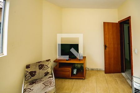 Apartamento para alugar com 3 quartos, 106m² em Heliópolis, Belo Horizonte