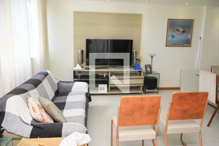 Sala de apartamento para alugar com 3 quartos, 85m² em Stiep, Salvador