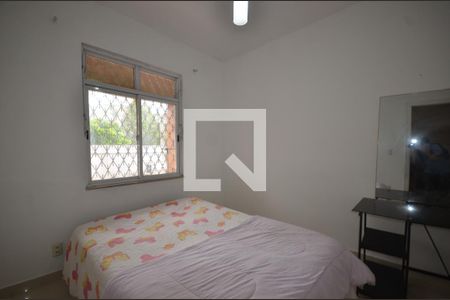 Quarto1 de casa para alugar com 2 quartos, 325m² em Vila Valqueire, Rio de Janeiro