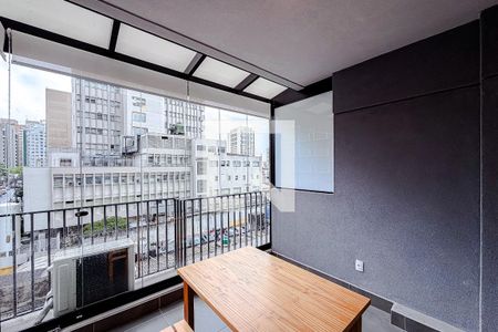 Varanda de kitnet/studio para alugar com 1 quarto, 31m² em Vila Mariana, São Paulo