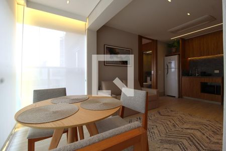 Sala/Cozinha de apartamento para alugar com 1 quarto, 36m² em Indianópolis, São Paulo