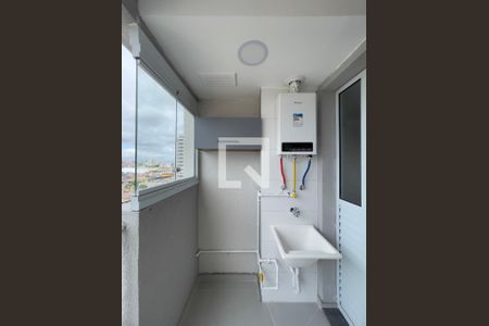 Cozinha e Área de Serviço de apartamento para alugar com 2 quartos, 44m² em Jardim Maringa, São Paulo