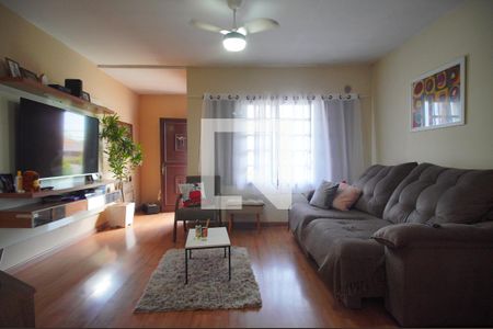 Sala de casa à venda com 3 quartos, 200m² em Cristo Rei, São Leopoldo