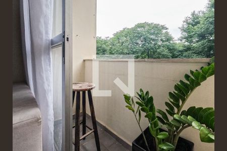 Apartamento à venda com 3 quartos, 58m² em Parque Maria Domitila, São Paulo