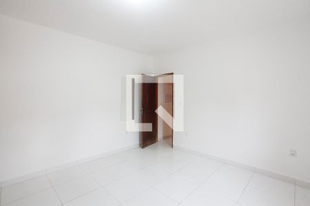 Suite de casa para alugar com 3 quartos, 240m² em Santa Mônica, Uberlândia