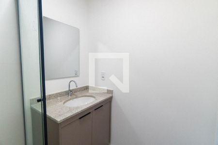 Banheiro de kitnet/studio para alugar com 1 quarto, 24m² em Vila da Saúde, São Paulo