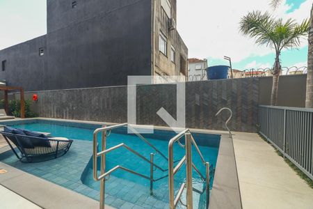 Área comum - Piscina de kitnet/studio para alugar com 0 quarto, 25m² em Passo D’areia, Porto Alegre