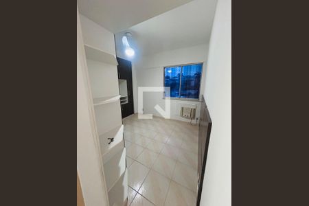 Quarto de apartamento à venda com 2 quartos, 77m² em Freguesia (jacarepaguá), Rio de Janeiro