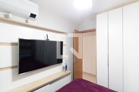 Quarto 1 de apartamento para alugar com 2 quartos, 45m² em Inhoaíba, Rio de Janeiro