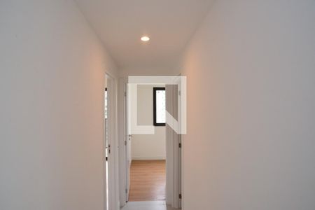 Corredor de apartamento para alugar com 3 quartos, 100m² em Barra da Tijuca, Rio de Janeiro